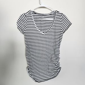 Maternity tee shirt